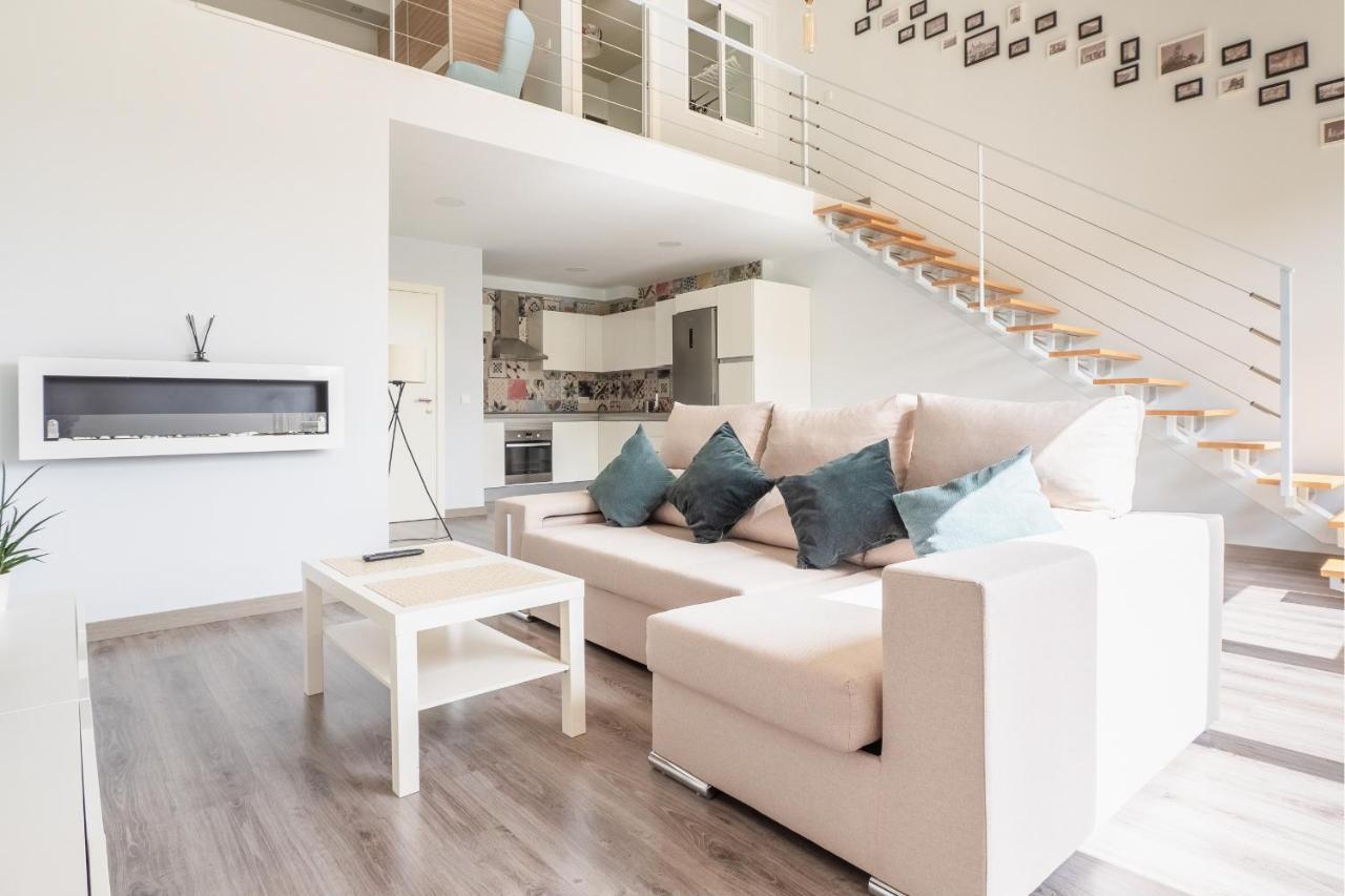 El Ventero Apartment - Elegante Apt Para 5 Con Terraza, Wi-Fi Y Aparcamiento En La Calle Camarma de Esteruelas Extérieur photo